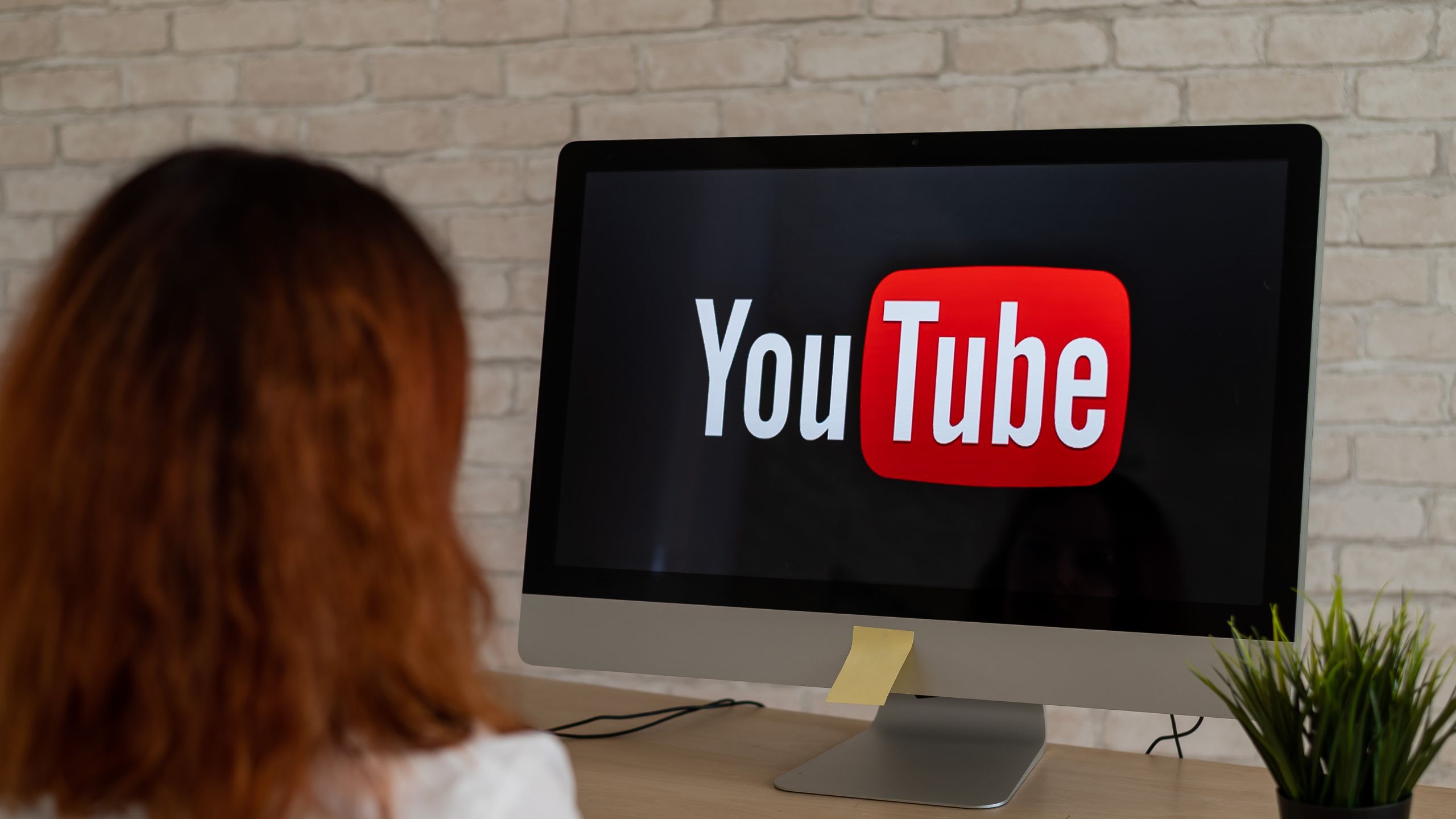 ChatGPT活用でYouTube企画を量産！副業成功法