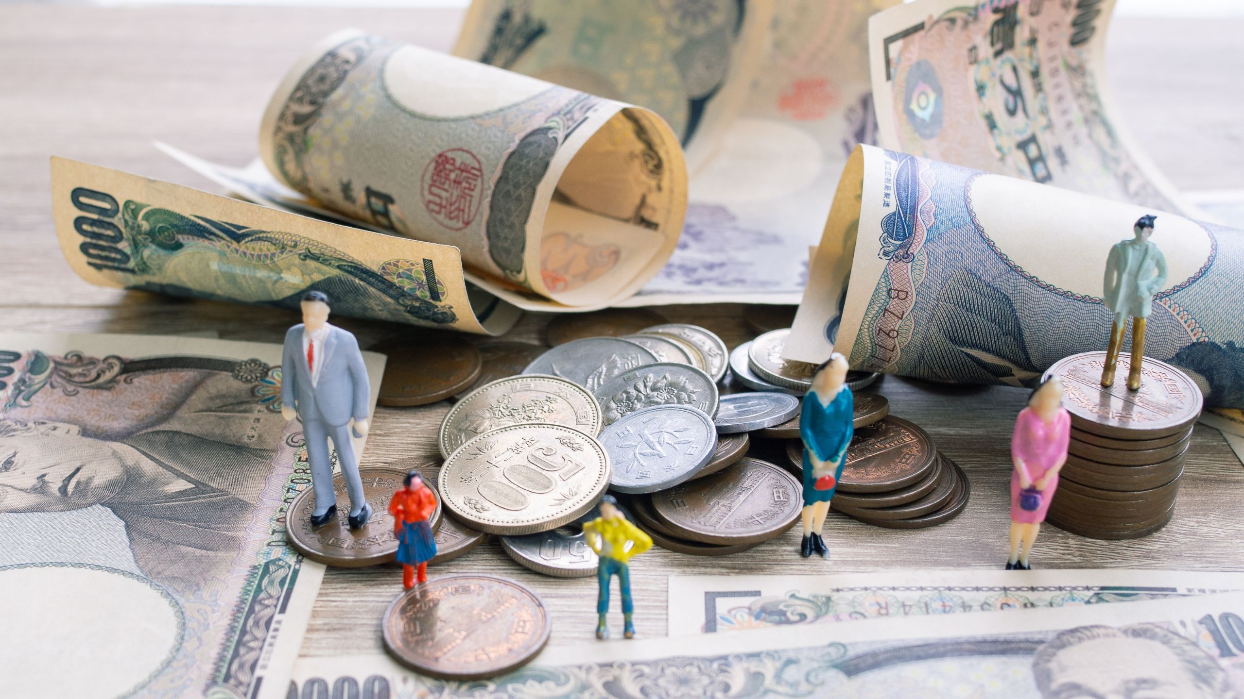 物価高でも賃金横ばい?副業の必要性を解説